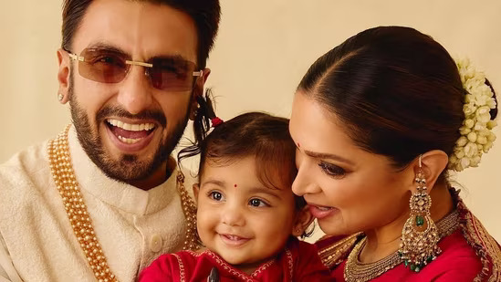 Deepika Padukone & Ranveer Singh-এর নতুন খবর - নাম রাখা হয়েছে “Dua” (দুয়া) — যার অর্থ “প্রার্থনা” বা “আশা”। 