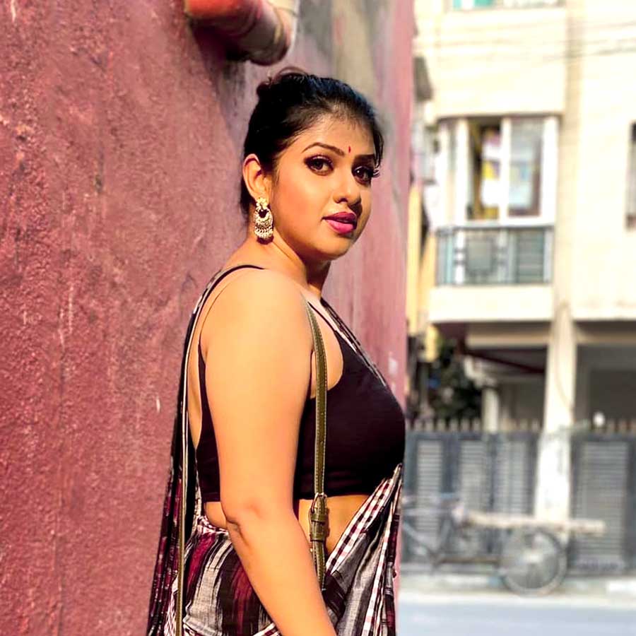 সম্পর্কে বদল! এ বছর দেওর সায়ককে ফোঁটা দিলেন না সুস্মিতা রায়