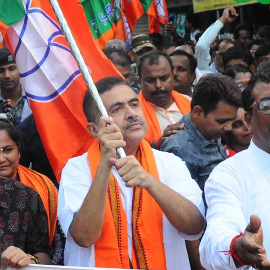 হাই কোর্টের নির্দেশে পরিবর্তন: শুভেন্দুর পূর্ব বর্ধমানের মিছিল হবে রবিবার, রাজ্যের কোনও আপত্তি নেই