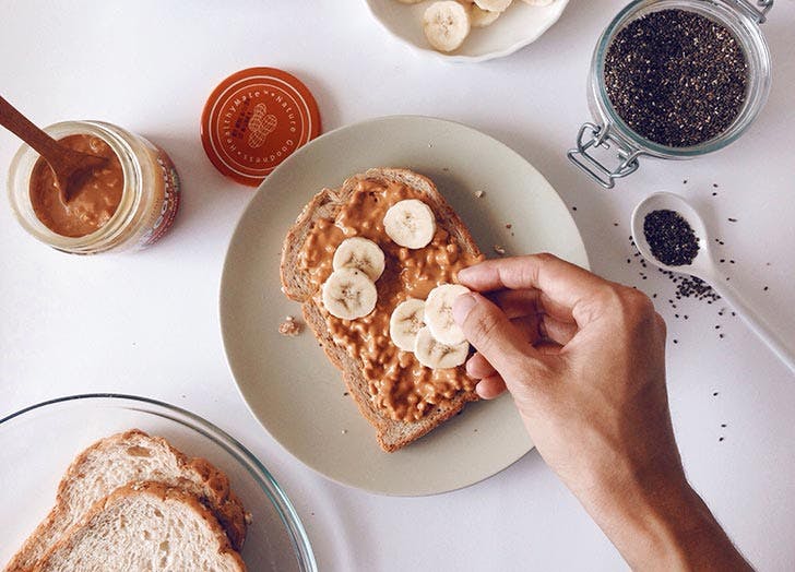  মনে হলেও ওজন বাড়াতে পারে রোজ খাওয়া চিনেবাদামের মাখন, ডাল ও অন্য খাবারগুলো 