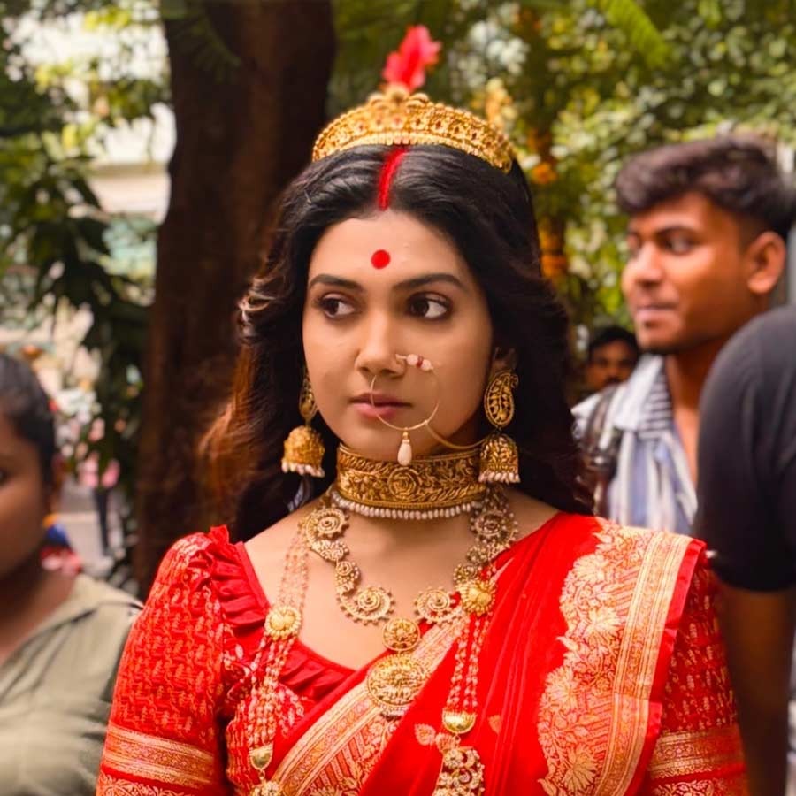 রেটিং চার্টে শীর্ষে থেকেও ‘রাণী ভবানী’র ভাগ্যবদল! মেয়ের জন্য কী পরিবর্তন আনছেন ইন্দ্রাণী
