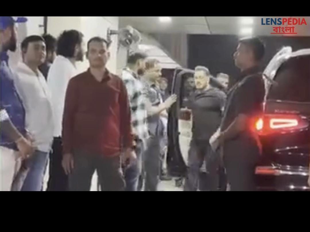 পারিবারিক অনুষ্ঠানে ভাইয়ের বাড়িতে সালমান খানের আনন্দময় উপস্থিতি 