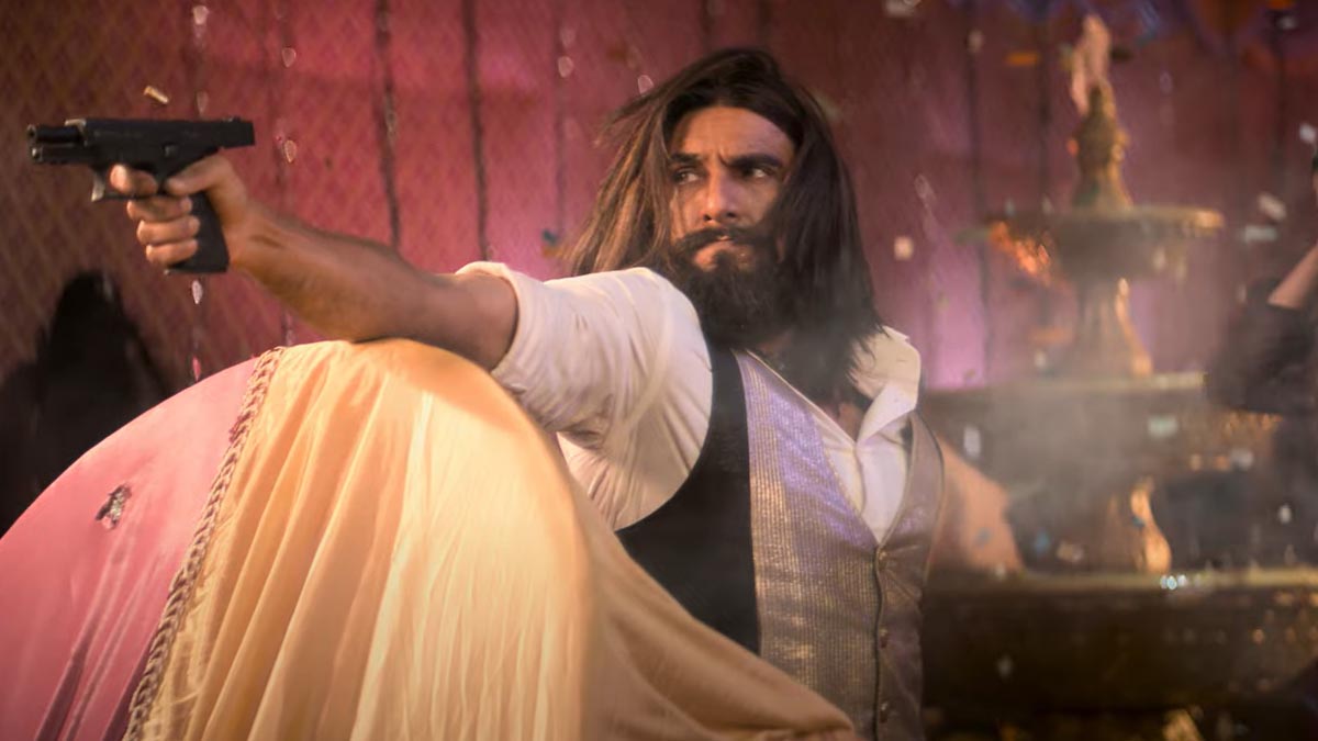 ধনুষের জমাট উপস্থিতি, রণবীরের আগ্রাসী ধুরন্ধর  বড়পর্দা জিতবে কে?