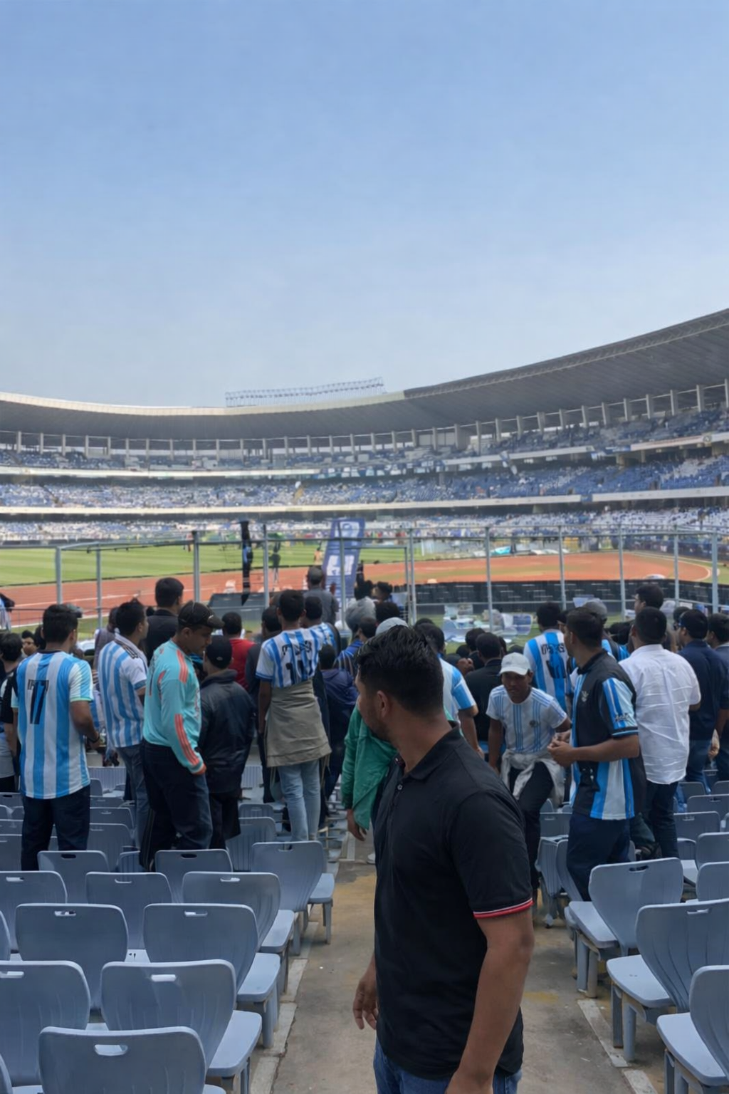 মেসির স্বপ্নভঙ্গের দিনে বাঙালির ক্ষোভ ও যন্ত্রণার মাঝেও সরকারের দায়িত্বে ফিরল বিশ্বাস