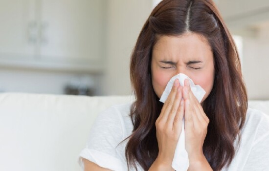 সাইনাসের সমস্যায় ভুগছেন শীতে? এই ৫ নিয়ম মানলেই রেহাই  শীতের মরসুমে সাইনাসের ভোগান্তি এড়াতে মেনে চলুন এই ৫টি সহজ নিয়ম 