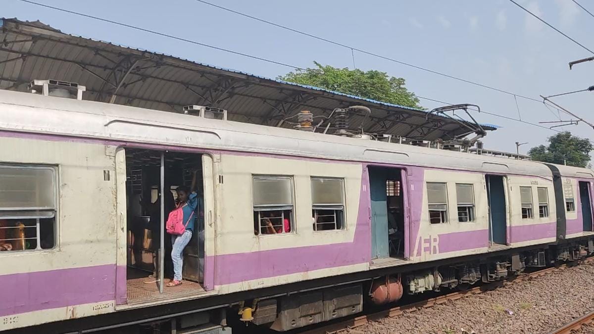 নির্বিঘ্ন যাত্রার লক্ষ্যে শিয়ালদহ ডিভিশনে গঙ্গাসাগর মেলার জন্য ফ্রন্টলাইন কর্মীদের জোর প্রস্তুতি