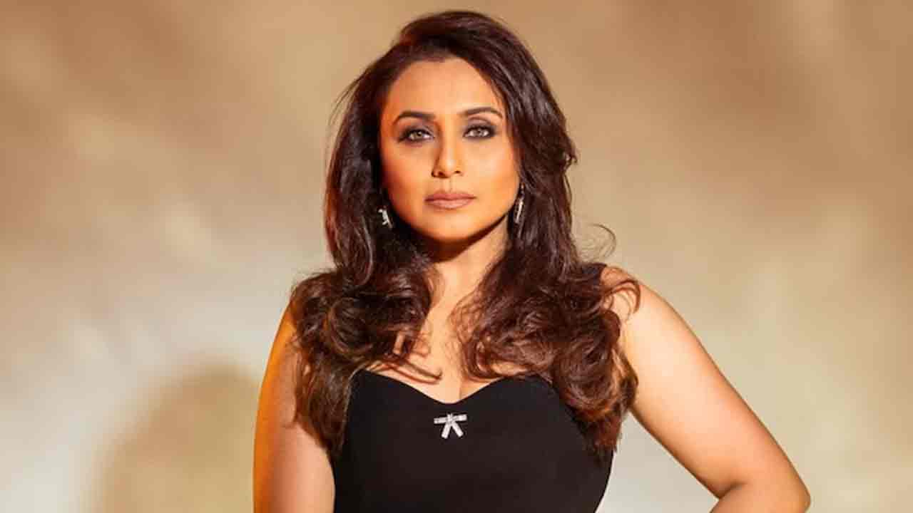 হারানোর যন্ত্রণাটা ভিতরে বসে গিয়েছে’, গর্ভেই দ্বিতীয় সন্তানের মৃত্যু নিয়ে মুখ খুললেন রানি