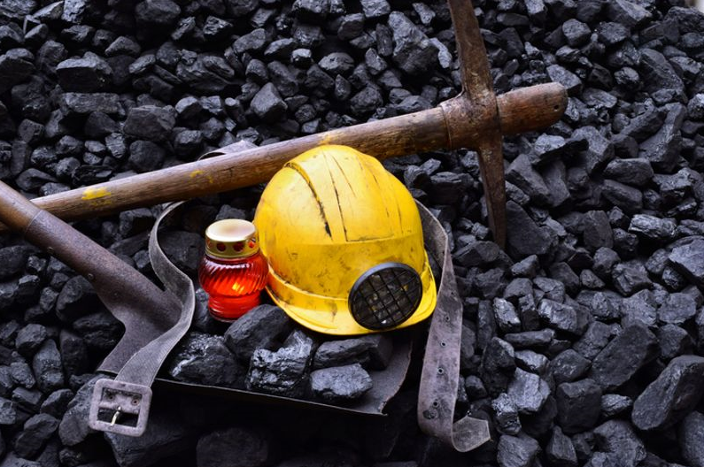 মেঘালয়ের অবৈধ কয়লাখনিতে ভয়াবহ বিস্ফোরণ কমপক্ষে ১৮ শ্রমিকের মৃত্যু উদ্ধারযুদ্ধ জারি