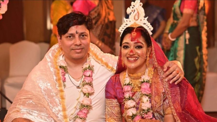  ছোট থেকেই বিয়ে করতে চেয়েছিলাম  প্রথম প্রেম দিবসে স্বামীকে নিয়ে কী পরিকল্পনা মৌবনী সরকারের 