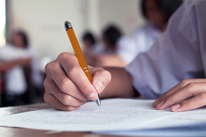 অ্যাডমিট কার্ড ছাড়াই মাধ্যমিক পরীক্ষার্থী ছুটল, মাঝরাস্তায় দেবদূত হয়ে এগিয়ে এল কে 