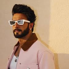 রোহিতের পর এবার রণবীর! বাড়তি নিরাপত্তা ঘিরে আবাসনে প্রতিবেশীদের অসন্তোষ