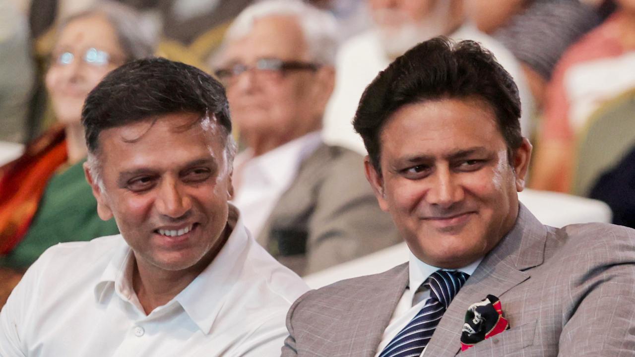 দ্রাবিড়-কুম্বলে স্ট্যান্ডে গর্ব চিন্নাস্বামীর  প্রসাদের সম্মানে উজ্জ্বল রঙ্গস্বামীও