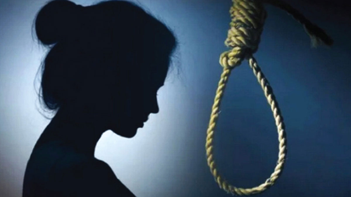 প্রেম দিবসে বেড়াতে যাওয়ার আবদার খারিজ প্রেমিকের অভিমানে আত্মহত্যা অষ্টম শ্রেণির ছাত্রীর!