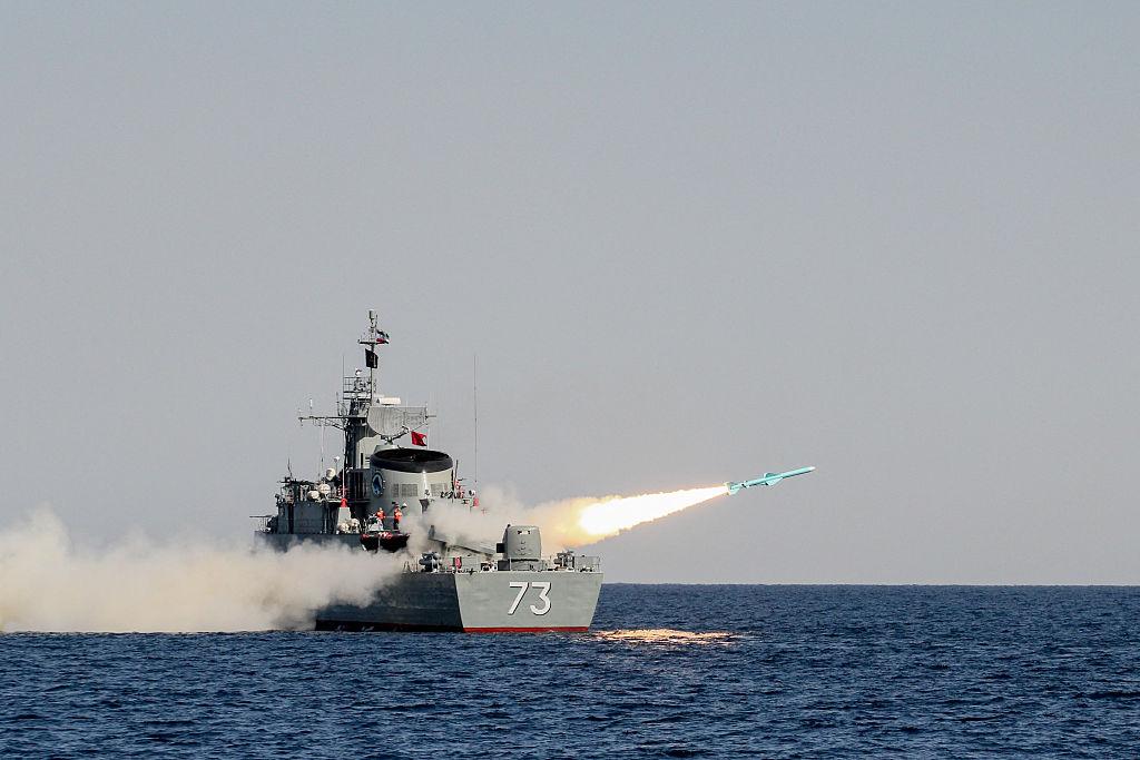 পশ্চিম এশিয়ায় ফের শক্তিপ্রদর্শন আমেরিকার, যুদ্ধবিমান মোতায়েন ঘিরে বাড়ছে ইরান জল্পনা