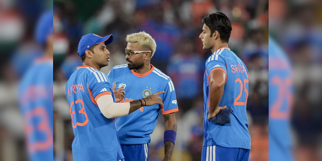 রবি রাতে আমদাবাদে টি-২০ বিশ্বকাপের গ্রুপ পর্বে মুখোমুখি হতে চলেছে দুই অপরাজিত দল  ভারত ও দক্ষিণ আফ্রিকা এই ম্যাচে শক্তিশালী দুটি দলের লড়াই ক্রিকেটপ্রেমীদের জন্য হয়ে উঠবে এক অনন্য উত্তেজনা