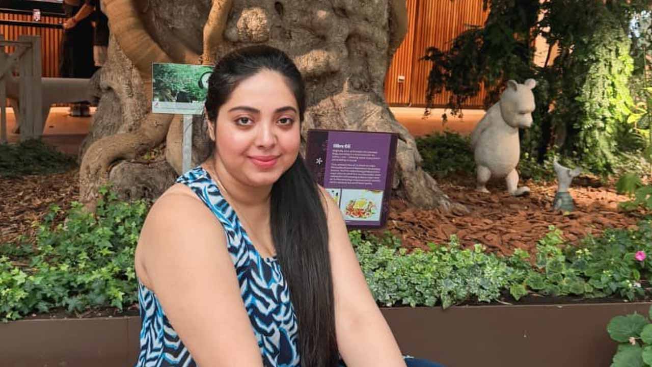 পায়ে বড় চোট ব্যান্ডেজ বেঁধে শুটিং করছেন শ্রীময়ী কী ঘটেছে অভিনেত্রীর সঙ্গে