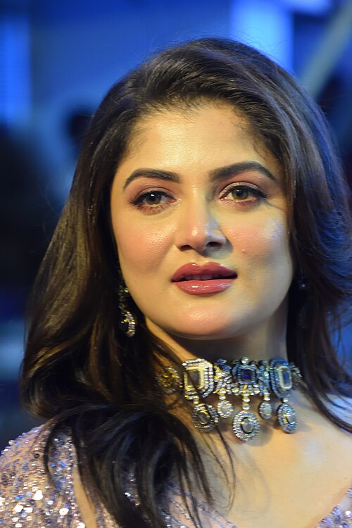 চেহারার গড়ন নিয়ে খোঁচা ধৈর্য হারালেন নায়িকা কলকাতা পুলিশের দ্বারস্থ অভিনেত্রী শ্রাবন্তী