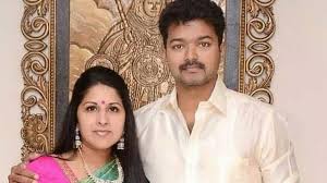 অভিনেত্রীর সঙ্গে বিবাহ বহির্ভূত সম্পর্ক থালাপতি বিজয়ের বিরুদ্ধে ডিভোর্সের মামলা স্ত্রীর  