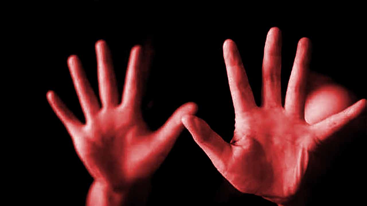 কলকাতা পুলিশের এক ওসি র বিরুদ্ধে যৌন হেনস্থার অভিযোগ সিভিক ভলান্টিয়ারের চলছে তদন্ত