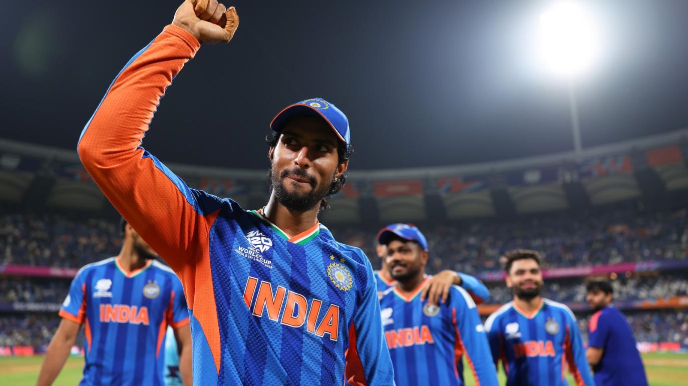 ঝড়ের গতিতে বিশ্বজয় ভারতের মোদী স্টেডিয়ামে দু’বছর পর শাপমোচন টিম ইন্ডিয়ার