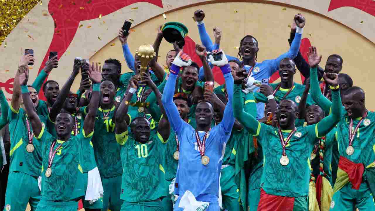 ০-১ গোলে হার বদলে হয়ে গেল ৩-০ গোলে জয়! আফ্রিকার ফুটবলে আবার নাটক, চ্যাম্পিয়নের থেকে ট্রফি কেড়ে দেওয়া হল রানার্সকে