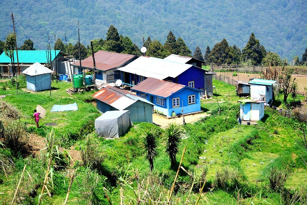 দার্জিলিংয়ের কাছেই নির্জন পাহাড়ের খোঁজে ৩ অজানা স্বর্গীয় গন্তব্য 