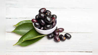 গরমে উপকারী ১০ টাকার কালো ফল যা সুগার এবং ব্লাড প্রেসার নিয়ন্ত্রণে রাখে ত্বকের জন্যও উপকারী