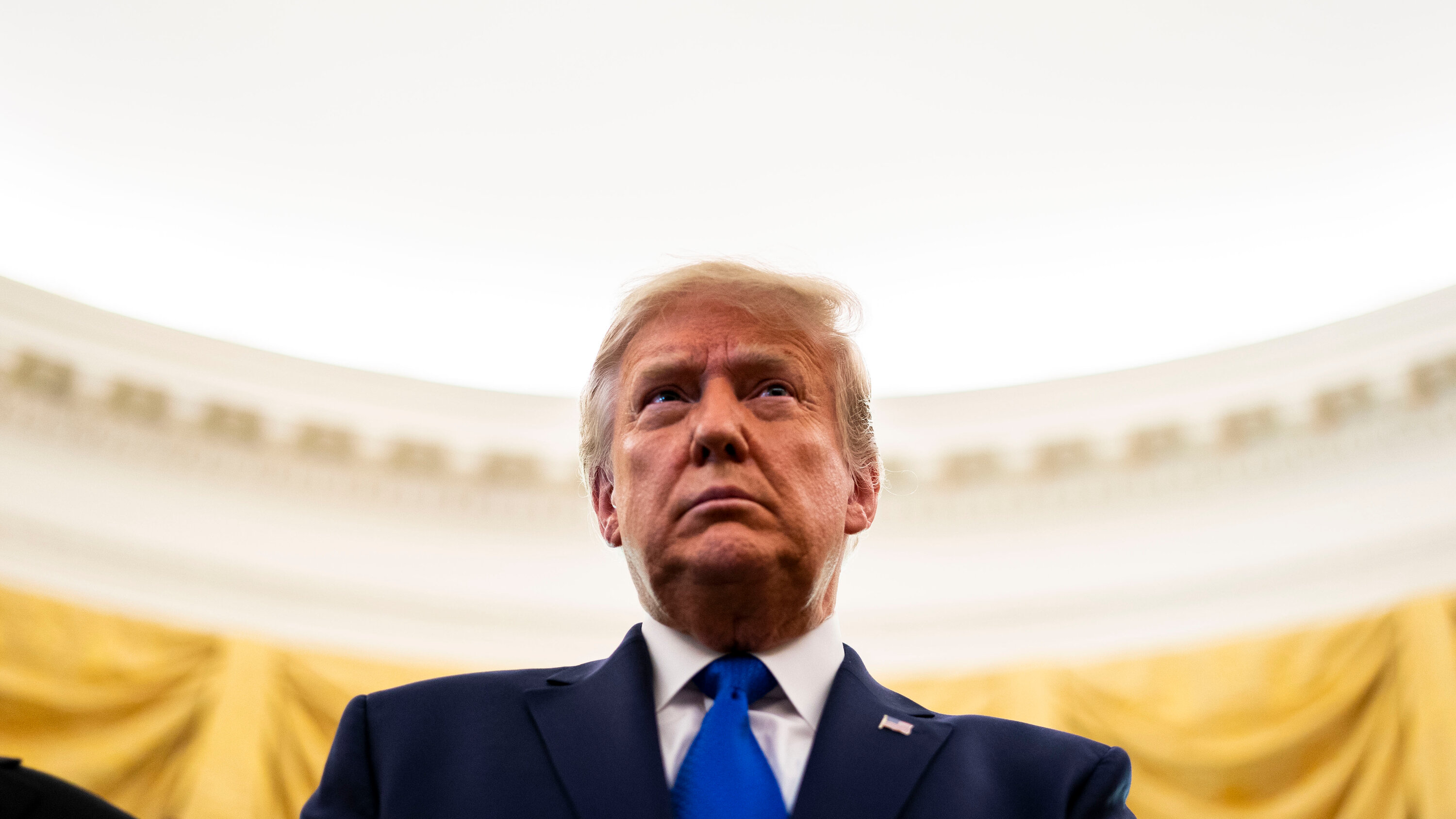 ইরান চুক্তি করতে আগ্রহী দাবি ট্রাম্পের শর্তে রাজি না হলে সমঝোতা নয় হরমুজে মার্কিন অবরোধ চলছেই