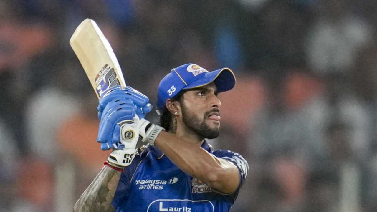 হার্দিকের মন্ত্রে তিলকের শতরান বুমরাহর আগুনে স্পেল  গুজরাতকে উড়িয়ে জয়ে ফিরল মুম্বই 