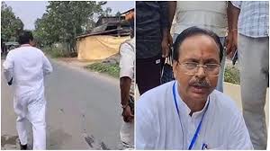 বিজেপি প্রার্থী শুভেন্দুকে দৌড় করিয়ে কিল চর ঘুচি এলাকায় ঘিরে মারলেন পুলিশের সামনে অভিযোগের তীর তৃণমূলের দিকে