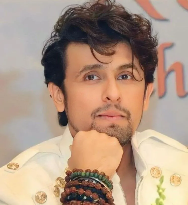 মঞ্চে দাপট বজায় রাখতে ৫২ বছরেও কীভাবে ফিট থাকেন সোনু নিগম? তাঁর ফিটনেস রুটিনের গোপন রহস্য