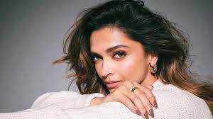 কাজ থেকে দূরে নয় নতুন সিনেমায় দেখা যেতে চলেছে দীপিকাকে ইতিমধ্যেই শেষ শ্যুটিং ও