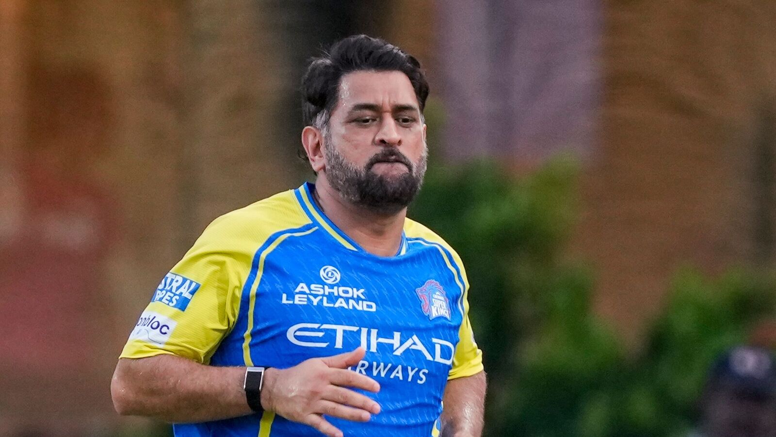 আইপিএলে ধোনির ভবিষ্যত: বিজেপির অন্দরেও বাড়ছে সংশয়
