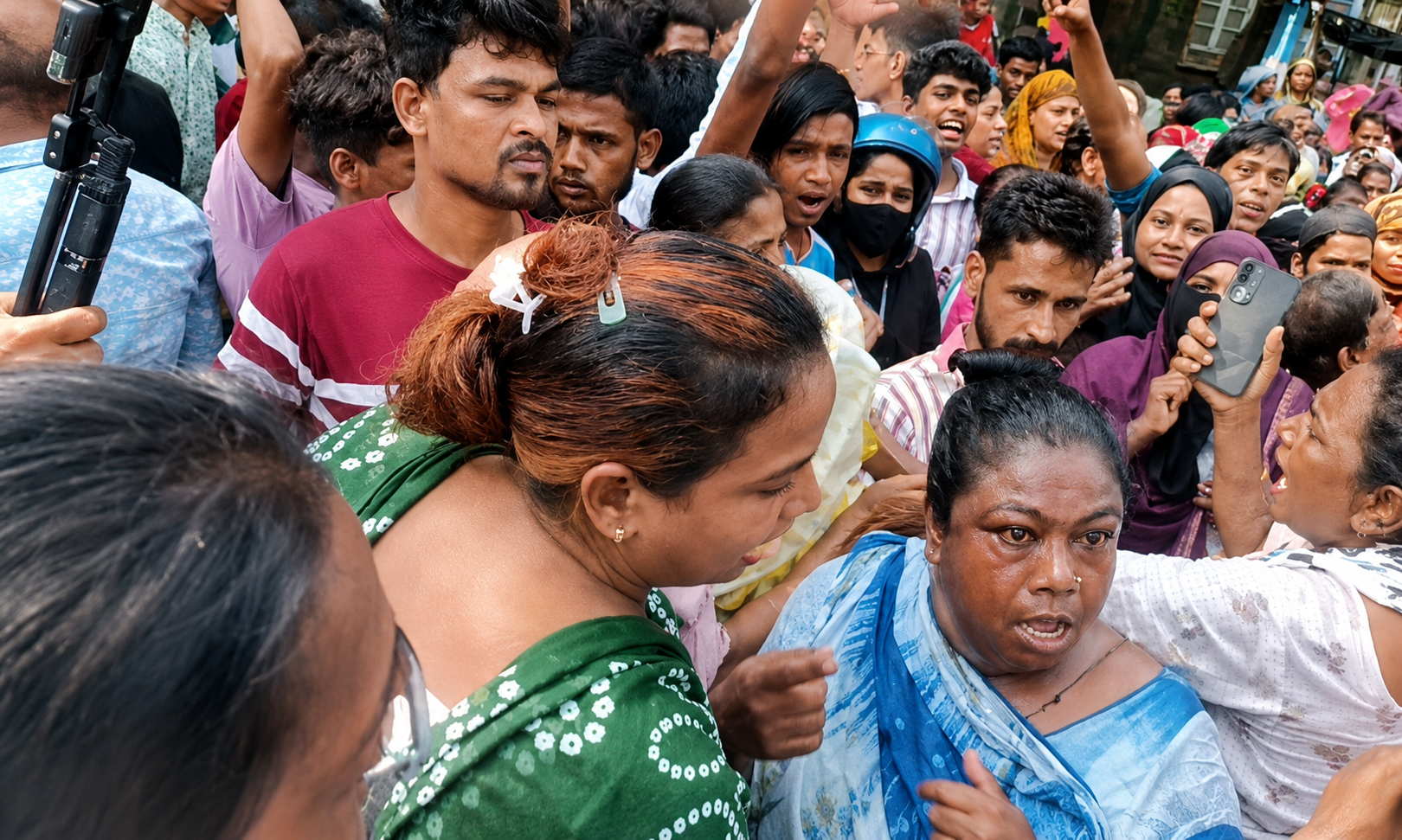 আজান ইস্যুতে উত্তপ্ত পার্ক সার্কাস, বিভ্রান্তি ছড়ানোর অভিযোগে কড়া বার্তা প্রশাসনের