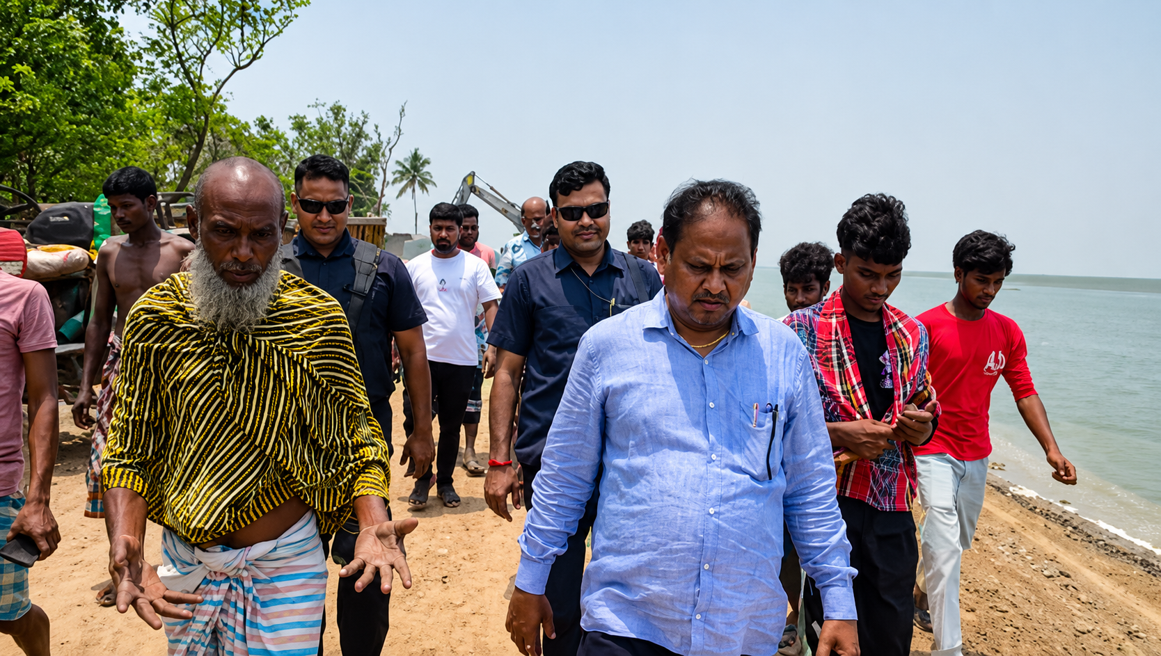 পদ্মার ভাঙনে ভিটেহারা তারানগর, স্থায়ী পুনর্বাসনের দাবিতে সরব হুমায়ুন কবীর