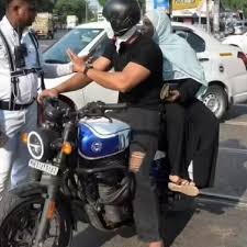 হেলমেট ছাড়া বাইক চালানোর দিন শেষ শুরু ধরপাকড়