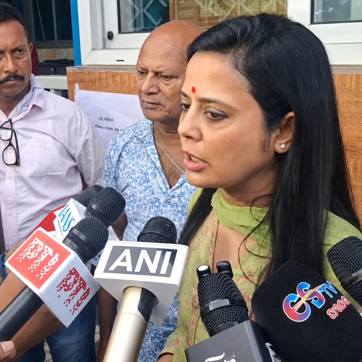২০২৯ এ মোদিকে আর ফেরাতে পারবেন না ‘ভগবানও’ বিস্ফোরক দাবি মহুয়া মৈত্রের