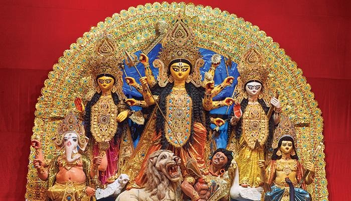 সাঁইথিয়ায় থিমের পুজো এবার বন্ধ, কেন বদলাল এত বছরের চেনা ছবি