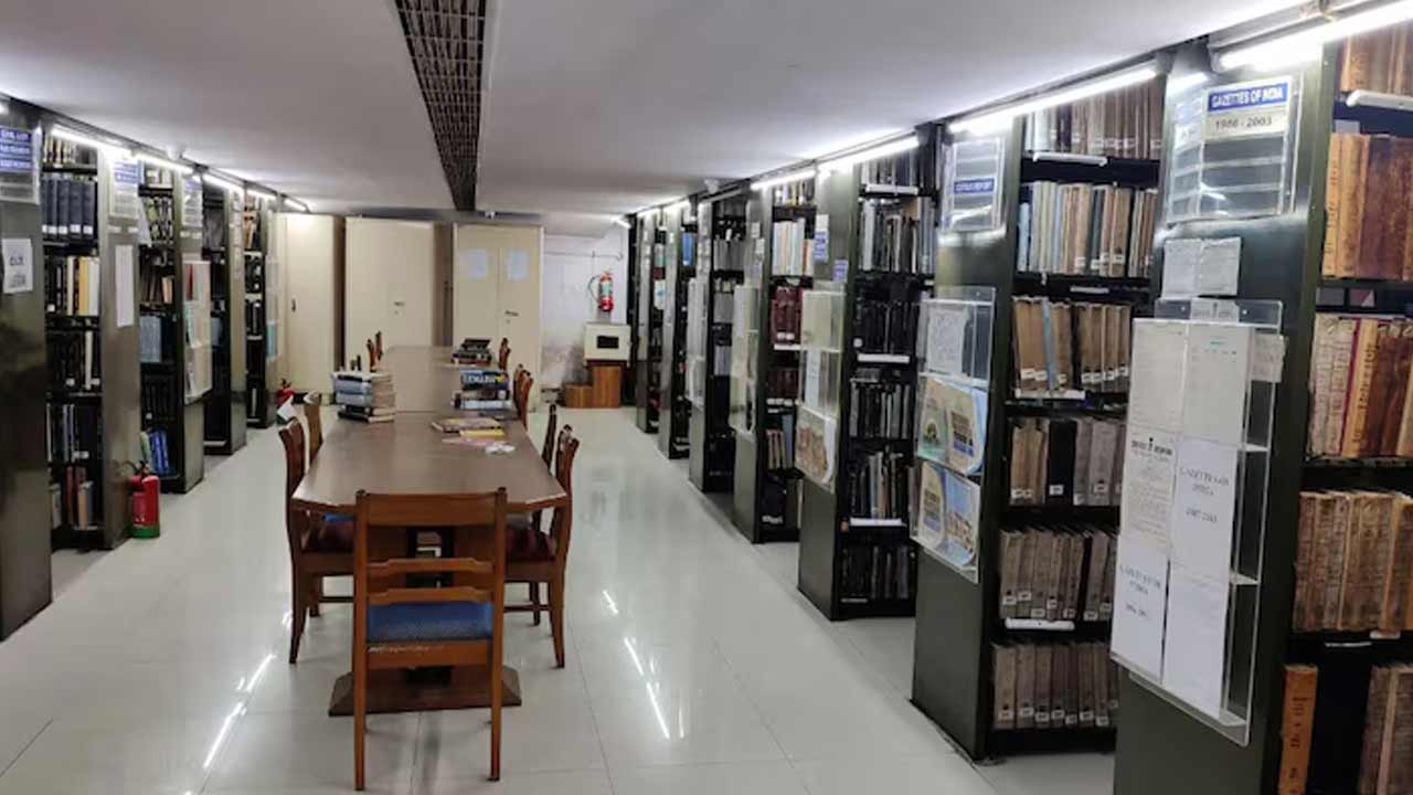 দিল্লির ১৩৫ বছরের লাইব্রেরি স্থানান্তরের পথে? ৮.৫ লক্ষ বই সংরক্ষণ নিয়ে সুপ্রিম কোর্টে শুনানি