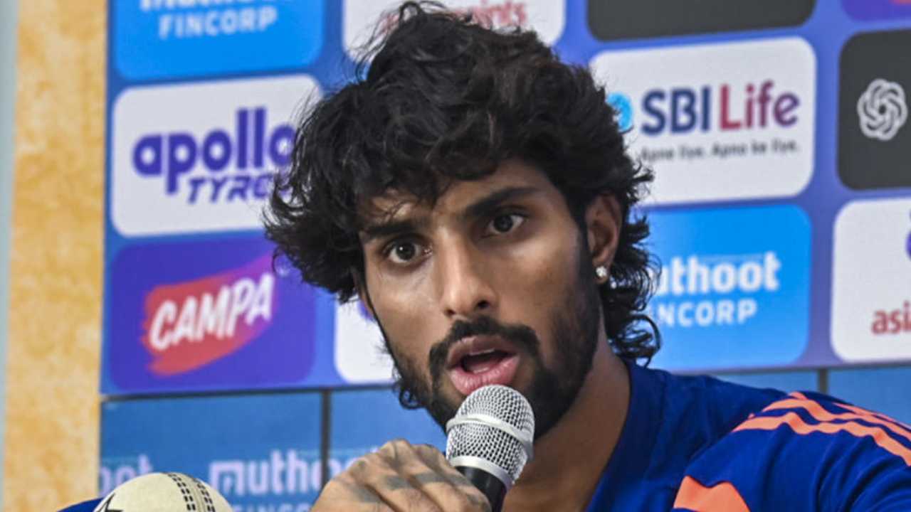 ঈশানের উত্থানে বদল ব্যাটিং অর্ডারে! পছন্দের পজিশন হারিয়েও অভিযোগ নেই তিলকের, এবার ফিনিশার হওয়ার লক্ষ্য
